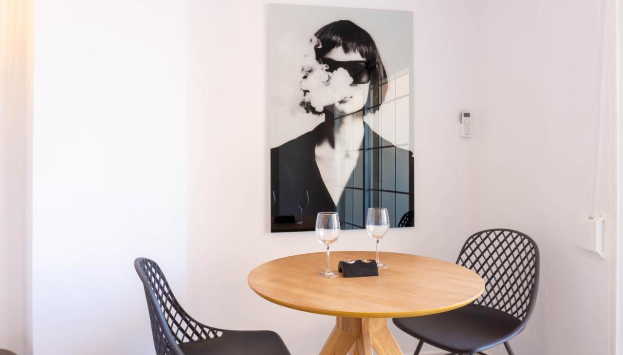 Apartment Carihuela Beach Malaga Torremolinos Eksteriør billede